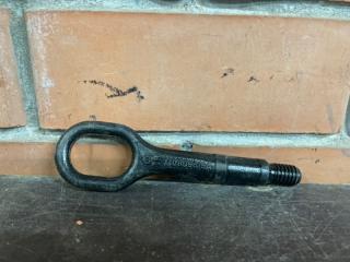 Крюк буксировочный Skoda Fabia