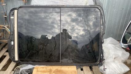 Стекло панорамной крыши Volkswagen Touareg 2011