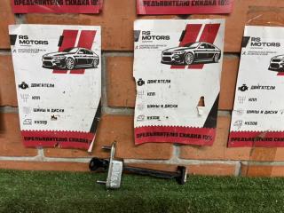 Ограничитель двери задний левый Hyundai i40