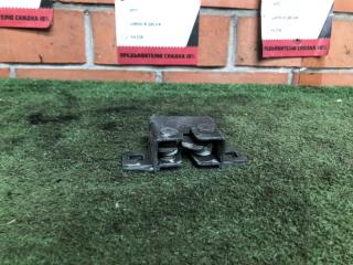 Запчасть замок капота Jaguar Xf