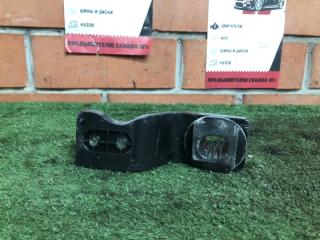 Запчасть кронштейн радиатора правый Jaguar Xf