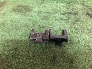 Запчасть кронштейн радиатора Mazda CX-5