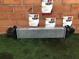 Запчасть интеркулер Mercedes-Benz E-Class