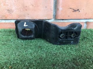 Запчасть кронштейн радиатора правый Jaguar XE