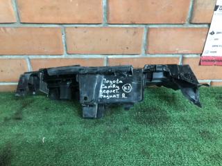 Запчасть дефлектор радиатора правый Toyota Camry