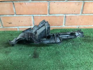 Запчасть дефлектор радиатора правый Lexus NX