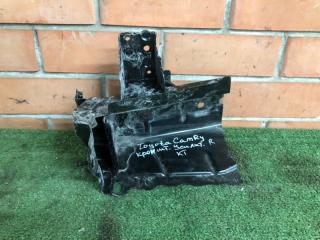 Запчасть кронштейн усилителя бампера передний правый Toyota Camry