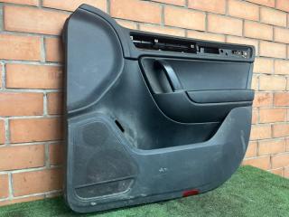 Обшивка двери передняя правая Touareg 2