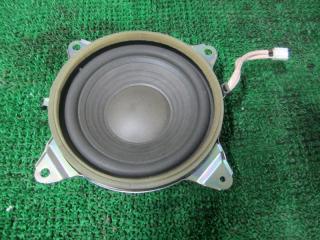 Сабвуфер Lexus HS250H