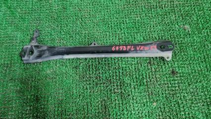 Запчасть балка под двс передняя левая Toyota Prius 2016