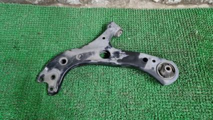 Рычаг передний левый Toyota Prius 2016 контрактная Рычаг передний левый Toyota Prius 2016
