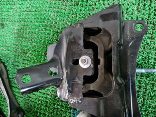 Запчасть подушка двс левая Toyota Prius 2016