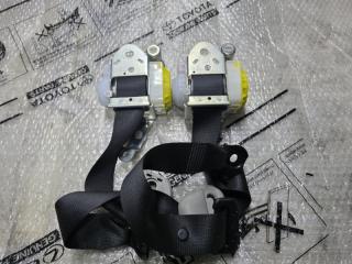 Запчасть ремень безопасности задний Toyota Corolla Axio