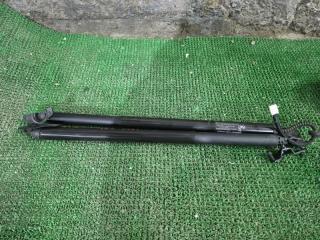 Амортизатор пятой двери Subaru Levorg 2022