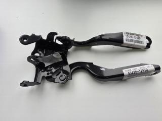 Запчасть петля капота Toyota Corolla Axio 2012+ NZE161 53420-12610 новая Петля капота Toyota Corolla Axio 2012+ NZE161 53420-12610 новая
