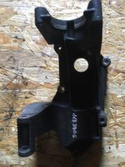 Кронштейн генератора Focus I FXD