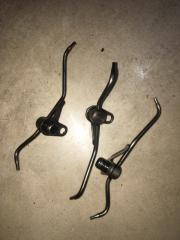 Запчасть форсунка масляная Volkswagen Touareg BKS 059103058P контрактная Форсунка масляная Volkswagen Touareg BKS 059103058P контрактная
