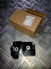 Замок крышки багажника Volkswagen Transporter 1991-2003]