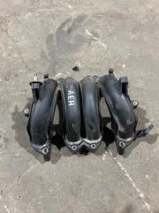 Коллектор впускной Volkswagen Golf 5