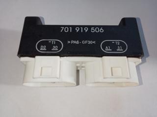 Блок управления вентилятором Volkswagen Transporter 1991-2003