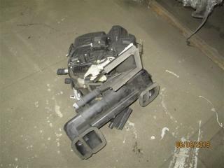 Запчасть корпус кондиционера NISSAN X-TRAIL