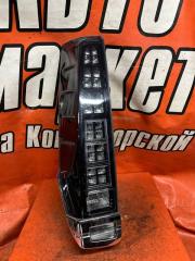 Стоп задний левый TOYOTA VOXY 2015