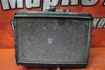 Запчасть радиатор передний NISSAN VANETTE 2000