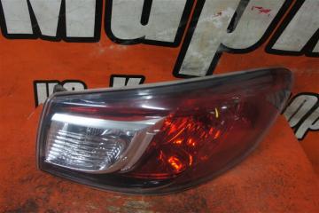 Запчасть стоп задний правый MAZDA AXELA 2010