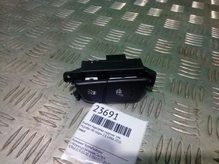 Кнопка подогрева сидений левая Hyundai i40 2016