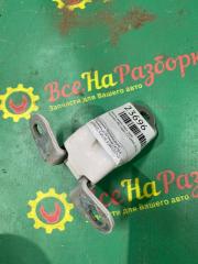 Петля двери задняя правая hyundai i40 2016