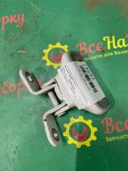 Петля двери задняя правая hyundai i40 2016