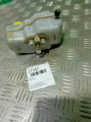 Запчасть бачок гур Skoda oktavia