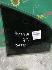Запчасть форточка задняя правая Skoda Octavia 2006