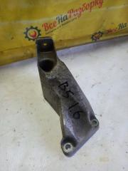 Кронштейн двигателя левый Volkswagen Passat B5 1999 контрактная Кронштейн двигателя левый Volkswagen Passat B5 1999