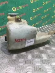 Бачок омывателя Audi А80 Б/У Бачок омывателя Audi А80