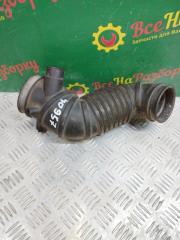 Запчасть патрубок воздушного фильтра Mitsubishi Carisma