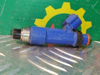 Запчасть форсунка топливная Mazda 3