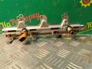 Запчасть рампа топливная Audi A4