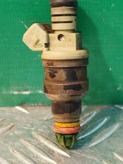 Фото запчасти форсунка топливная BMW E34 контрактная запчасть Запчасть форсунка топливная BMW E34