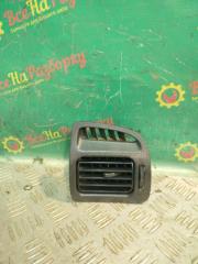 Дефлектор воздуховода правый Mazda 626 1993