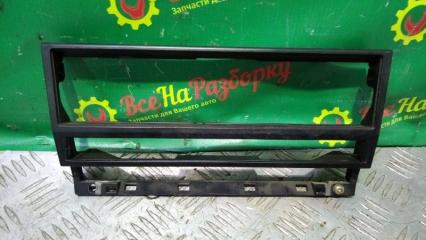 Фото запчасти рамка магнитолы BMW e39 Б/У запчасть Запчасть рамка магнитолы BMW e39