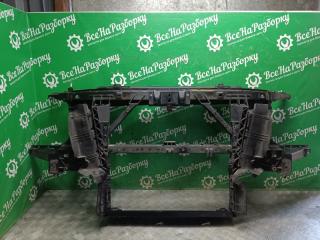 Рамка радиатора Infiniti QX 56 2004-2010