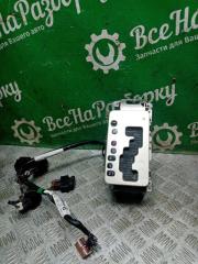 Запчасть рамка накладка селектора Infiniti QX 56 2004-2010