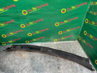 Жабо Nissan Primera P11 2000