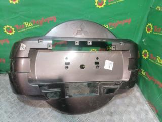 Запчасть колпак запасного колеса Mitsubishi Pajero 4