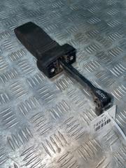 Запчасть ограничитель двери Audi Q3 8u 2014
