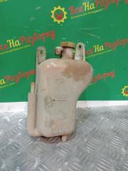 Бачок расширительный Nissan Primera P10 Б/У Бачок расширительный Nissan Primera P10