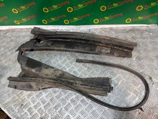 Жабо Mitsubishi Lancer 9 2006