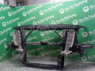 Рамка радиатора Infiniti QX 56 2004-2010
