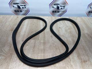 Уплотнитель крышки багажника BMW 2014